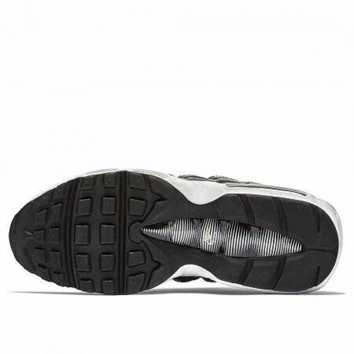 Кроссовки Nike AIR MAX 95 (Цвет Black-Reflect Silver-Black-White)