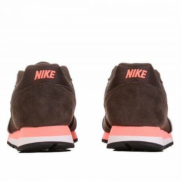 Кроссовки Nike MD RUNNER 2 (Цвет Velvet Brown-Velvet Brown-Hot Lava)