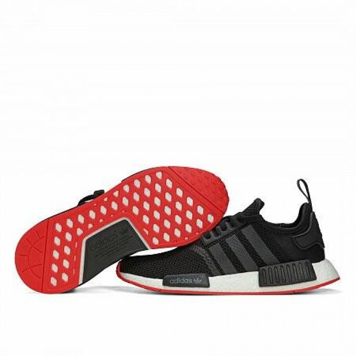 Кроссовки Adidas Originals NMD_R1 (Цвет Black-White-Red)