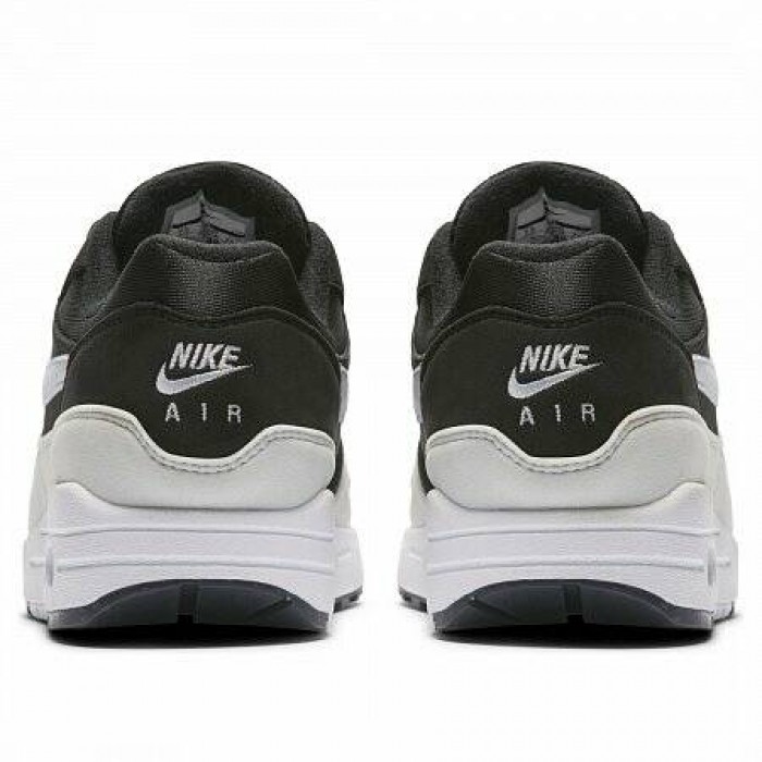 Кроссовки Nike AIR MAX 1 (Цвет Black-White Leather)