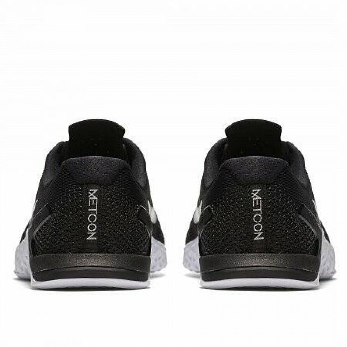 Кроссовки Nike METCON 4 (Цвет Black-MTLC Silver-White-Volt Glow-Wolf)