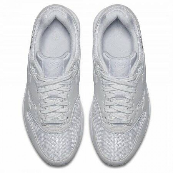 Кроссовки Nike AIR MAX 1 (Цвет White)