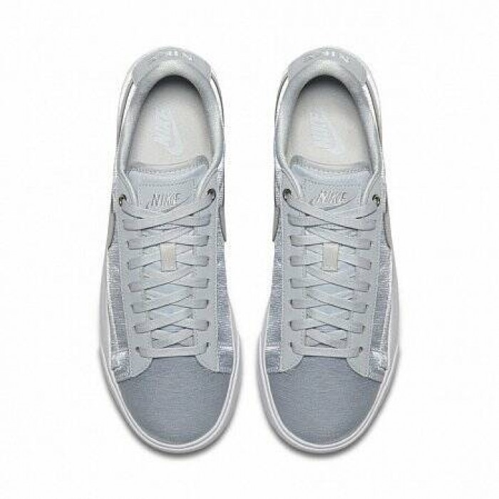 Кроссовки Nike BLAZER LOW SE (Цвет Pure Platinum-Pure Platinum-White)