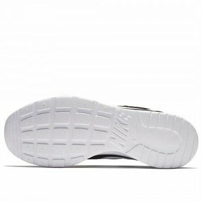 Кроссовки Nike TANJUN (Цвет Black-White)