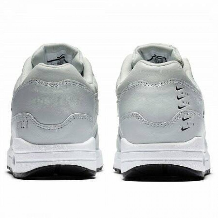 Кроссовки Nike AIR MAX 1 SE (Цвет Light Silver-Black-White)